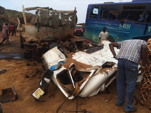 Un accident de la circulation fait au moins 15 morts au Mali