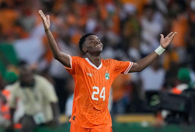 CAN 2023: Simon Adingra, élu homme de la finale et  meilleur espoir de la compétition
