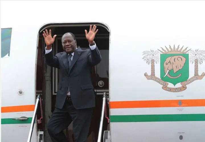 Départ de Ouattara à Abuja pour un sommet extraordinaire de la CEDEAO