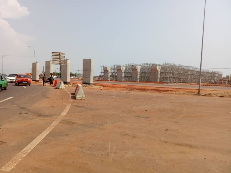 Environ 65% de taux de réalisation des travaux du carrefour Akwaba à Abidjan (Ministre)