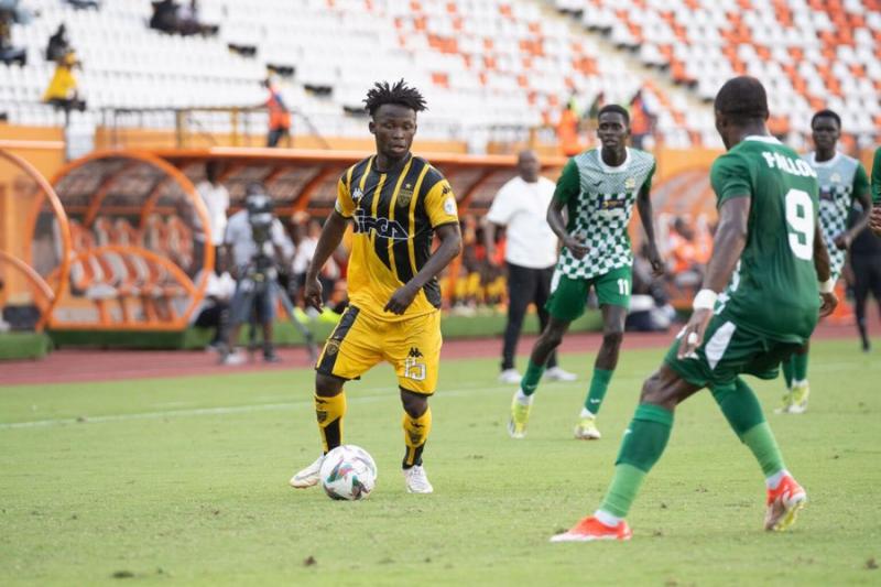 Coupe CAF: l'Asec Mimosas battu (0-1) par le Jaraaf, compromet ses chances de qualification