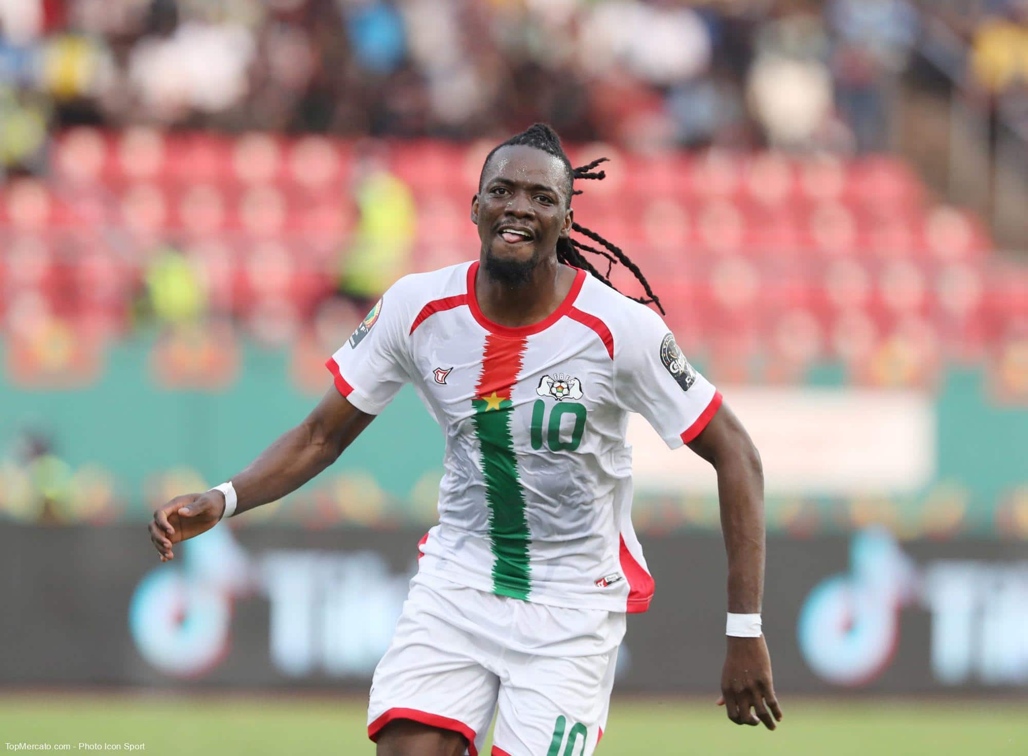 Can 2023: Bertrand Traoré, le leader sauveur des Étalons