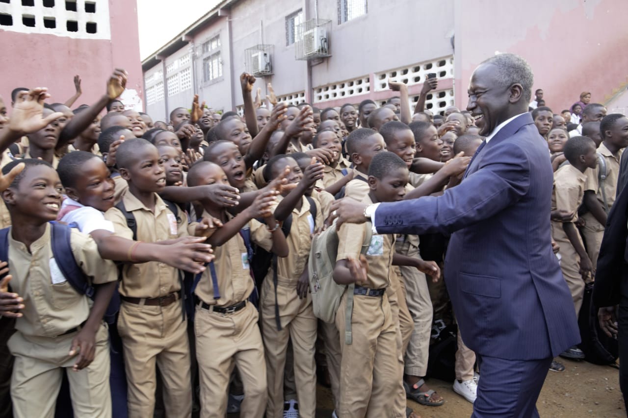 Côte d’Ivoire : les élèves sensibilisés contre les ‘’congés anticipés’’ à Yopougon