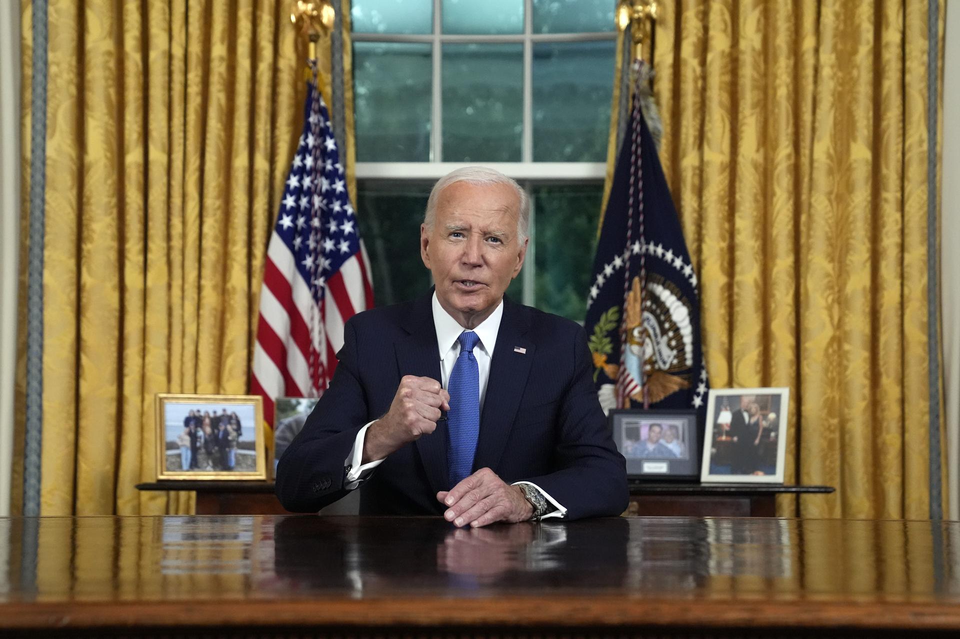 Présidentielle américaine: Biden s'est retiré pour "défendre la démocratie"