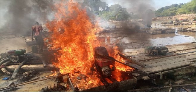 Côte d'Ivoire : 1098 sites d’orpaillage illégal démantelés en 10 mois
