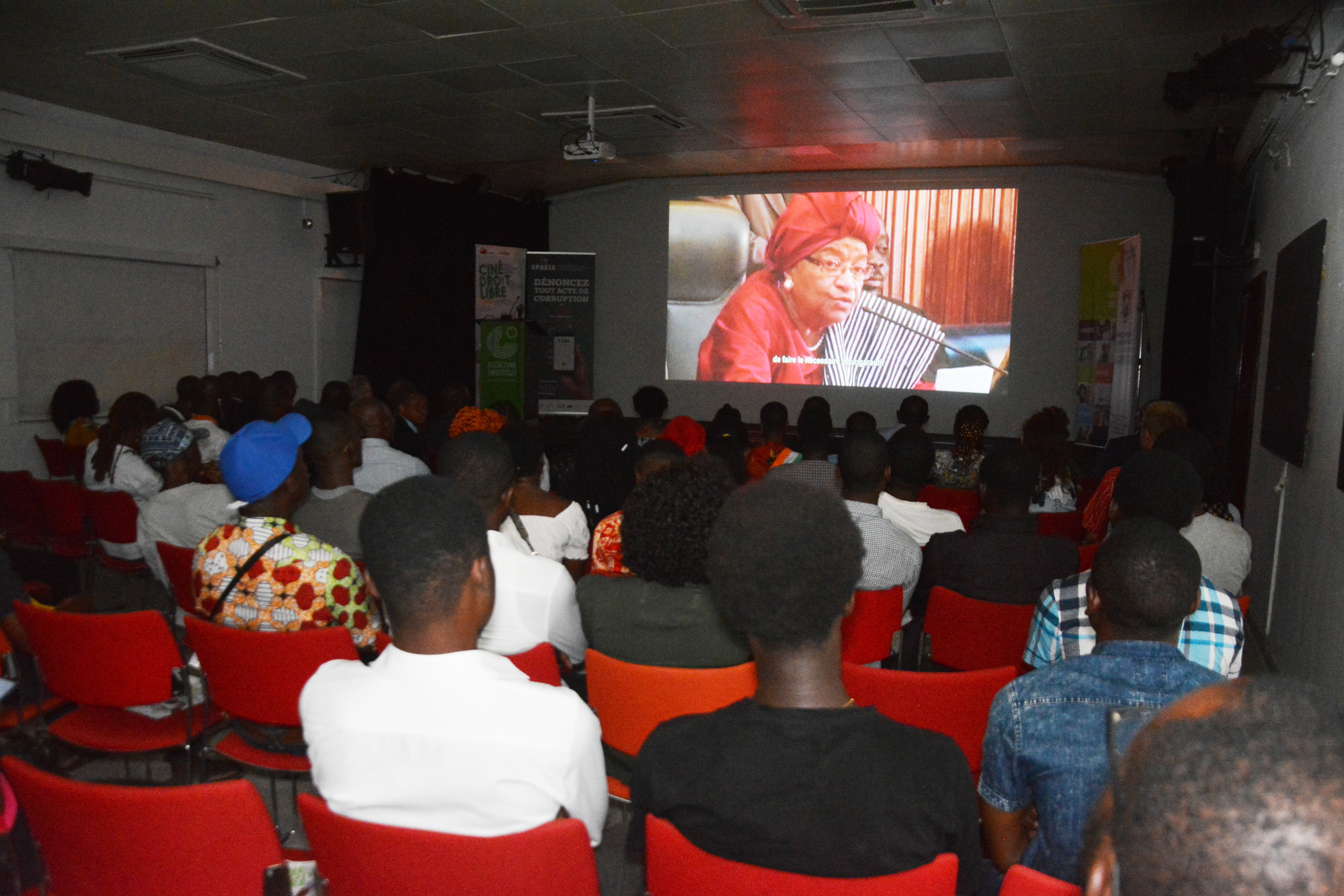 Ciné Droit Libre d’Abidjan : les jeunes au cœur de la sensibilisation pour les droits humains et la liberté de presse