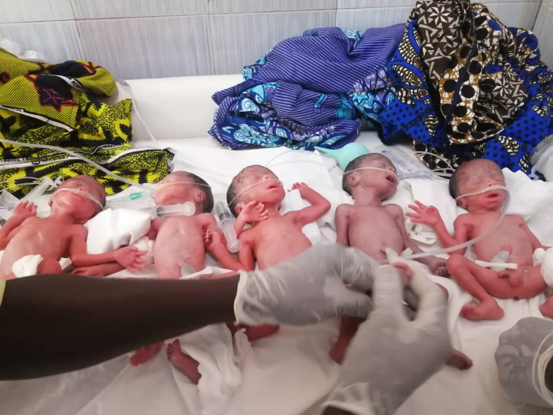 Naissance de quintuplés à l'hôpital Saint Camille de Ouagadougou