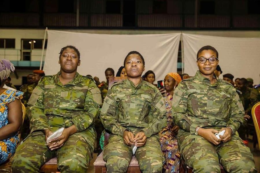 Côte d'Ivoire : arrivée à Abidjan des trois soldates ivoiriennes libérées par les autorités maliennes