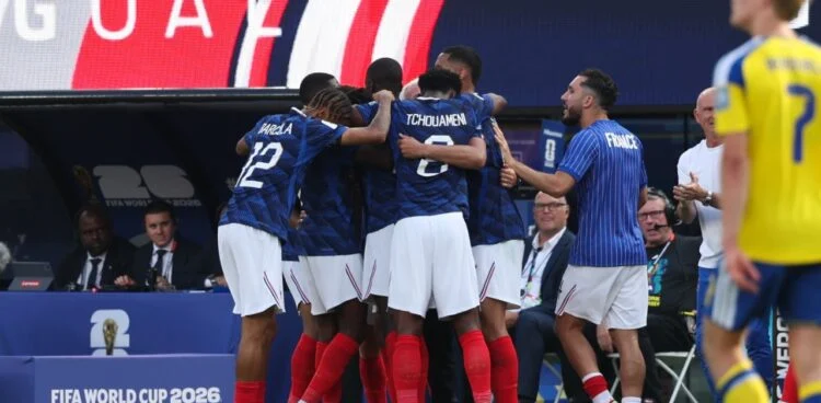 Mondial 2026: la France écrase la Suède (3-0) et rejoint le Paraguay en 8es de finale