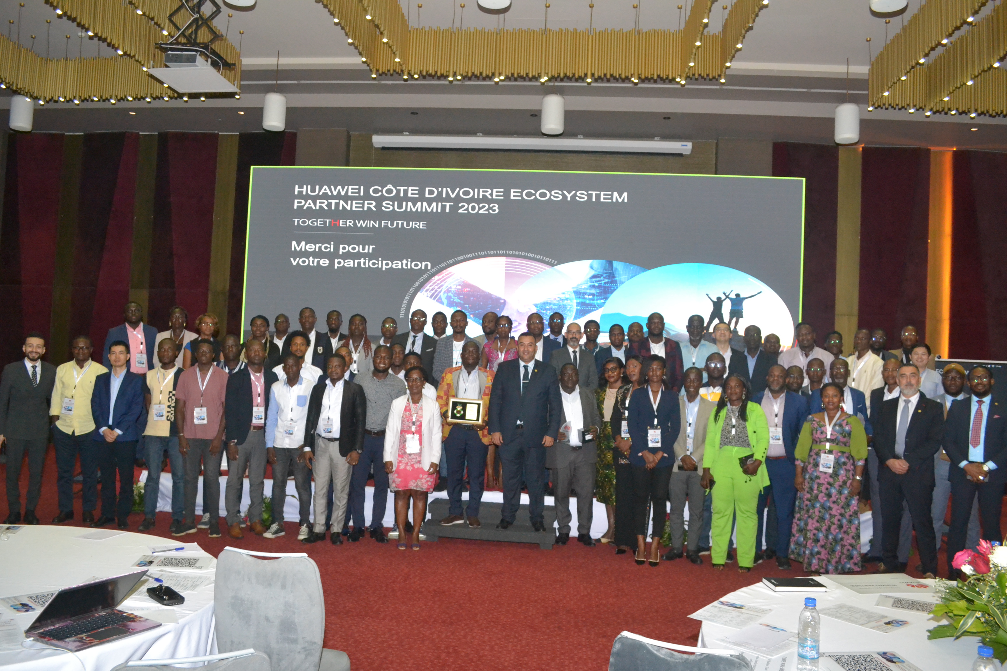 Un sommet pour la transformation des services numériques en Côte d’Ivoire