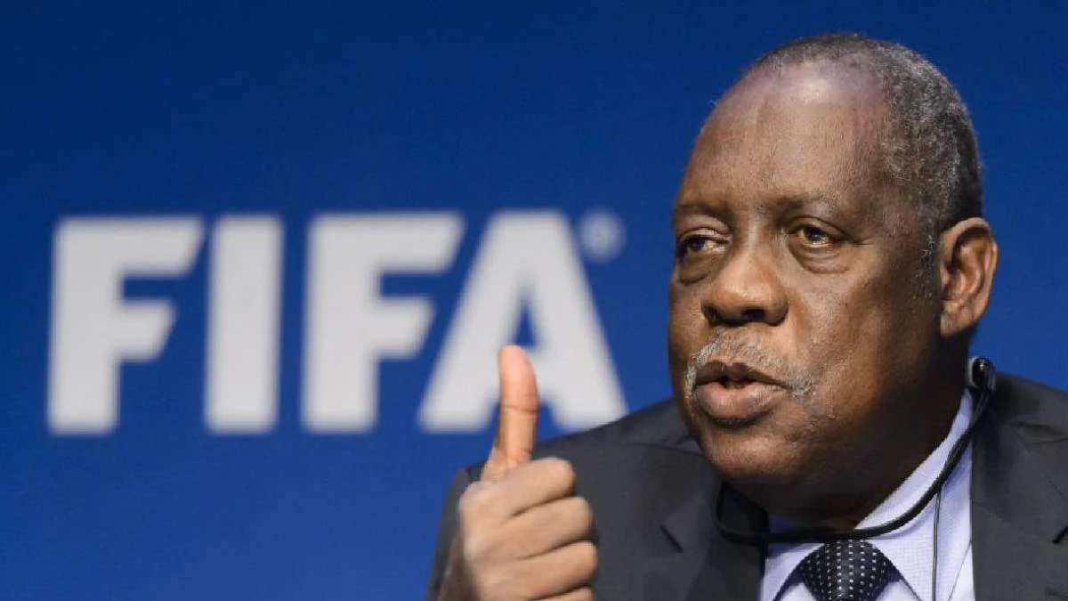 Hommage à Issa Hayatou : un grand serviteur du football africain ( Jacques Anoma )
