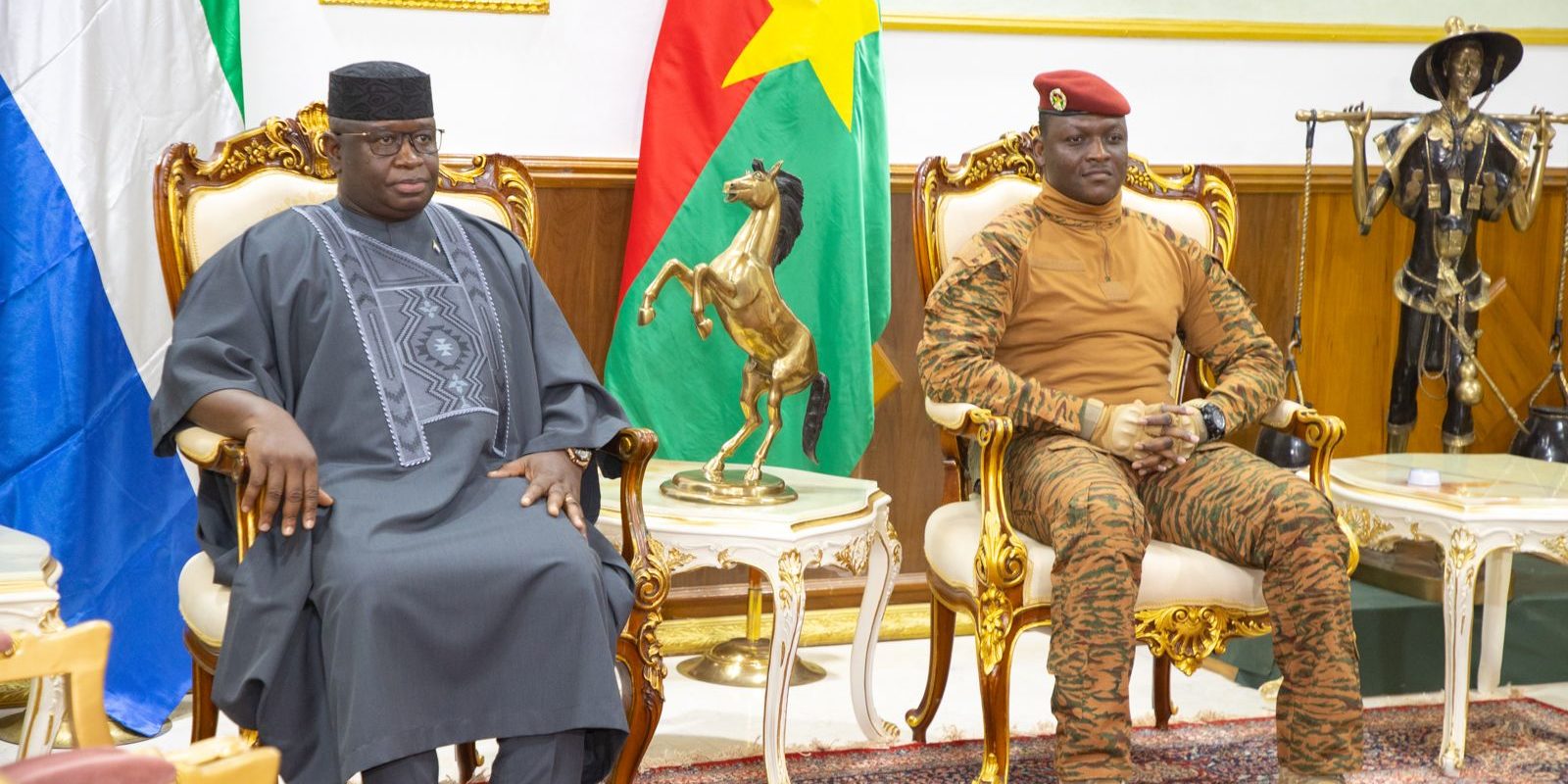 Julius Maada Bio à Ouagadougou pour s’imprégner de la situation sécuritaire