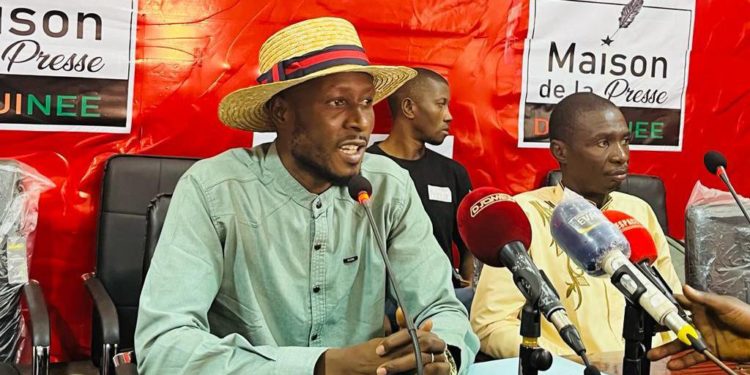 Arrestations de 13 journalistes en Guinée