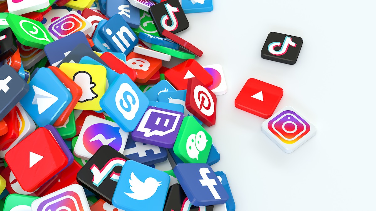 Interpellation de 4 individus pour diffusion de fausses informations sur les réseaux sociaux en Côte d’Ivoire