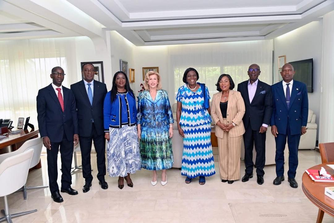 Côte d’Ivoire : Simone Gbagbo rend une visite de courtoisie à Dominique Ouattara