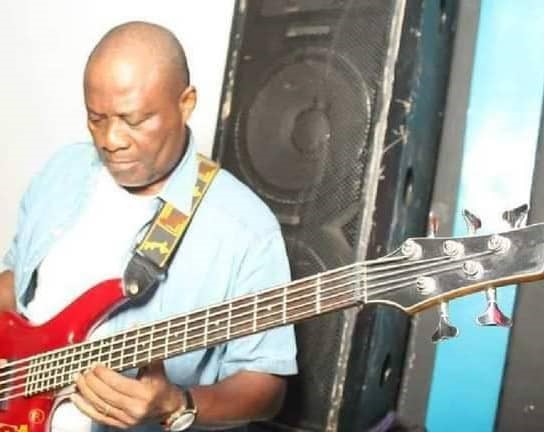 Décès à Aboisso de Sina Leon, l’ex-bassiste d’Ernesto Djédjé, à l’âge de 72 ans